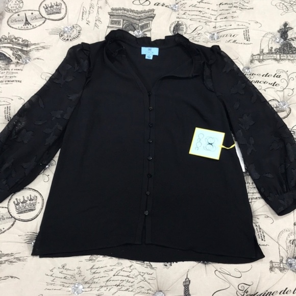 CECE Three Quarter Floral Jacquard Sleeve Top - Picture 2 of 5